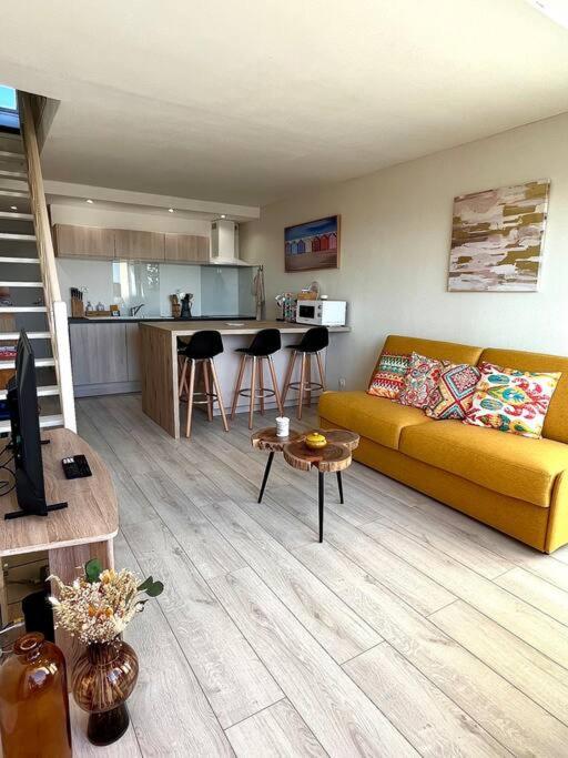 شقة Duplex Cosy Avec Vue Mer كوسيك المظهر الخارجي الصورة