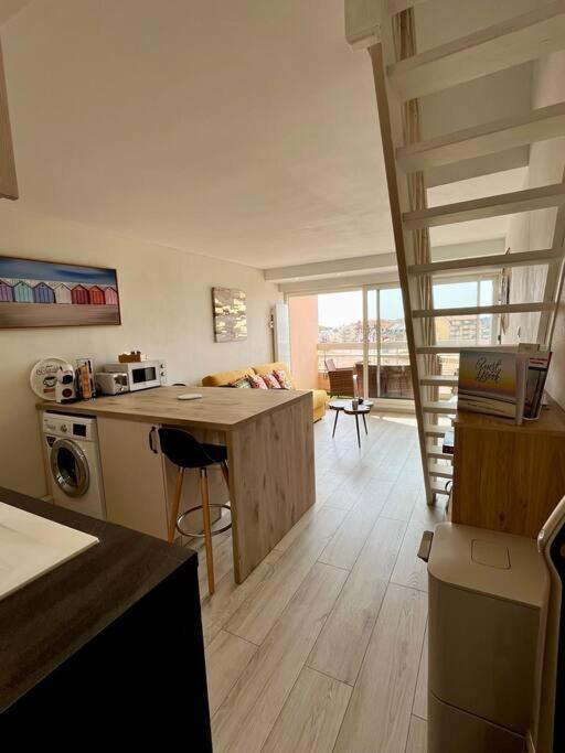 شقة Duplex Cosy Avec Vue Mer كوسيك المظهر الخارجي الصورة